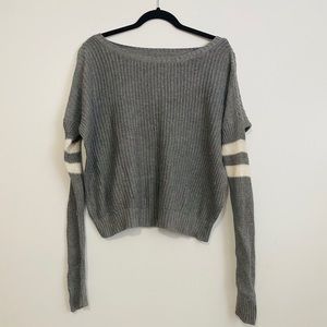American Eagle Gray Long Sleeve Sweater